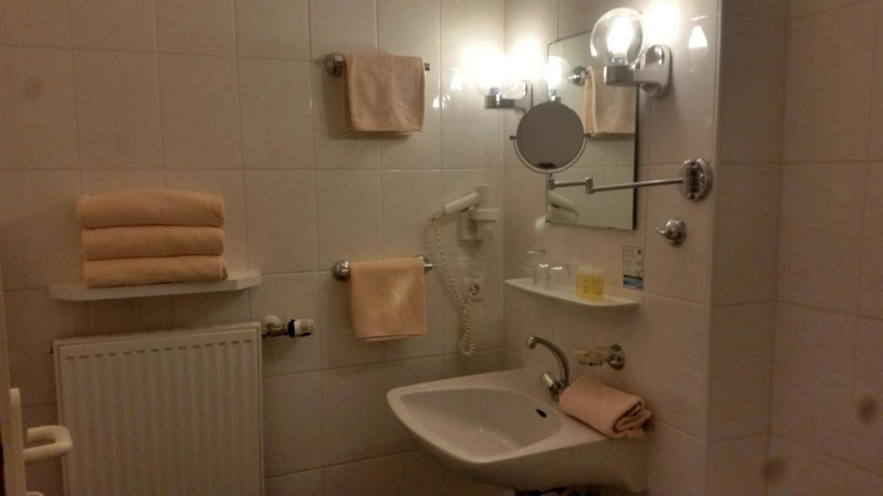 Landhotel Albrecht มิสเซน-วิลฮามส์ ภายนอก รูปภาพ