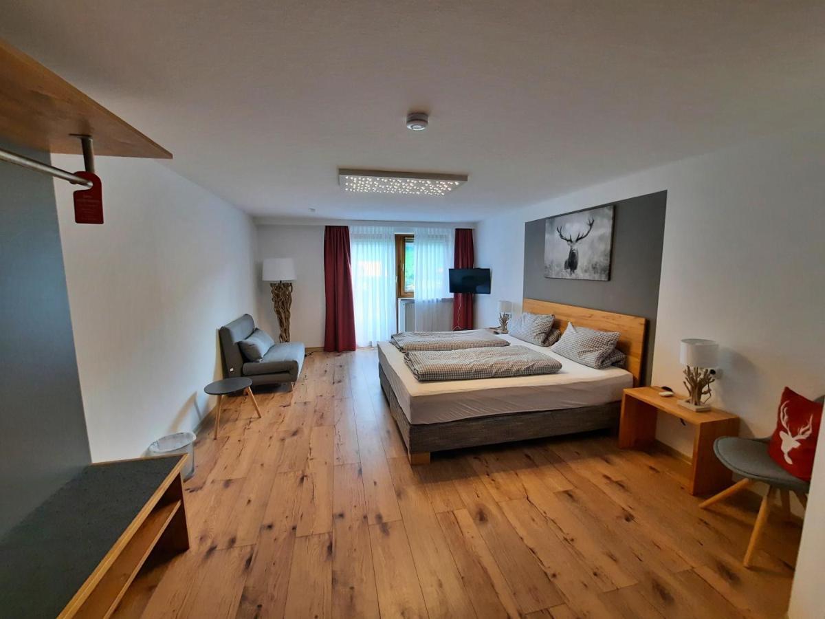 Landhotel Albrecht มิสเซน-วิลฮามส์ ภายนอก รูปภาพ