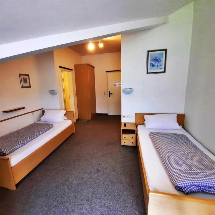 Landhotel Albrecht มิสเซน-วิลฮามส์ ภายนอก รูปภาพ
